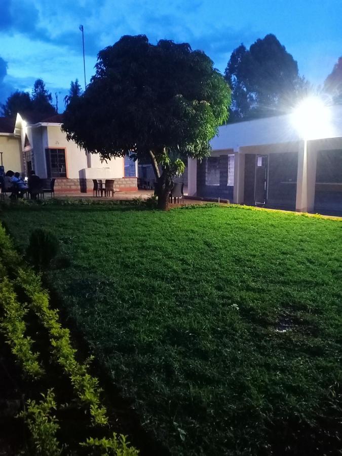The Peak Meadows Hotel Nyeri Eksteriør billede